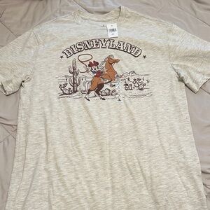 Disneyland Graphic T-Shirt